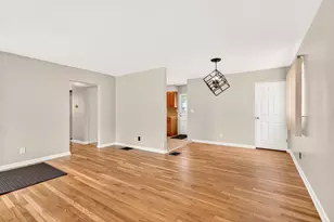 2867 Columbus St, Grove City, OH 43123 - Photo 7