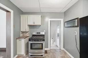 125 W Lincoln Ave, Bellefontaine, OH 43311 - Photo 27