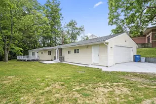 1404 Waggoner Rd, Reynoldsburg, OH 43068 - Photo 1