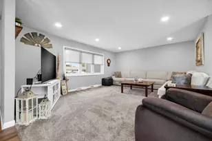 213 West St, Jackson Center, OH 45334 - Photo 9