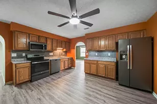 5918 Morrissey St, Columbus, OH 43232 - Photo 1