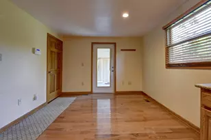 3993 Wadsworth Rd, Norton, OH 44203 - Photo 15