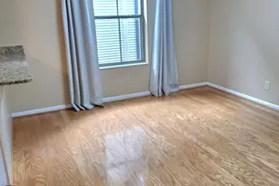 18 W Russell St, Columbus, OH 43215 - Photo 9
