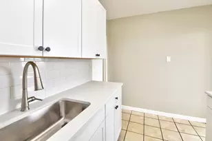 1620 E Broad St, Columbus, OH 43203 - Photo 15