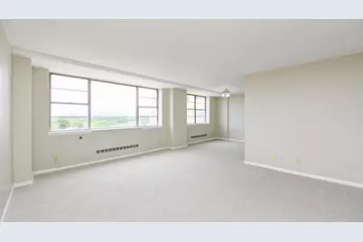1620 E Broad Street #1202, Columbus, OH 43203 - Photo 5