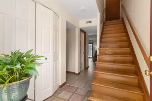 3108 Arlingtowne Ln, Columbus, OH 43221 - Photo 3