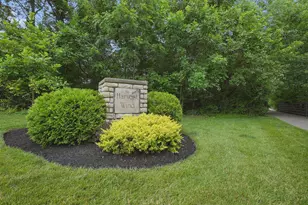 7596 Park Bend Dr, Westerville, OH 43082 - Photo 5