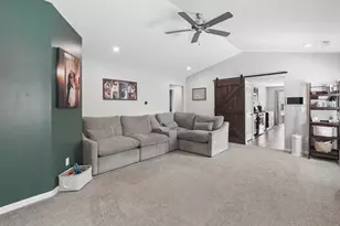 7484 Sugarbark Ct, Canal Winchester, OH 43110 - Photo 5