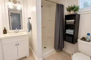 209 Currier Dr, Columbus, OH 43207 - Photo 17