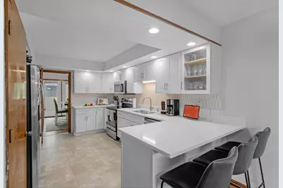 2049 Willow Glen Lane #B, Columbus, OH 43229 - Photo 9