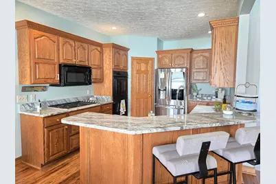 300 Wildflower Drive, Galion, OH 44833 - Photo 33