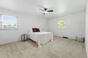 5446 Blue Ash Rd, Columbus, OH 43229 - Photo 29
