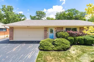 686 Liberty Ln, Westerville, OH 43081 - Photo 3