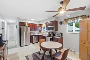 1041 Loring Rd, Columbus, OH 43224 - Photo 11