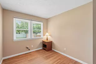 263 Carilla Ln, Columbus, OH 43228 - Photo 17
