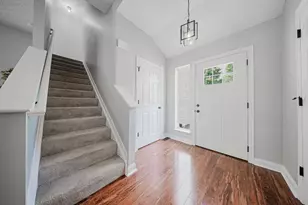 1587 England Dr, Columbus, OH 43240 - Photo 3