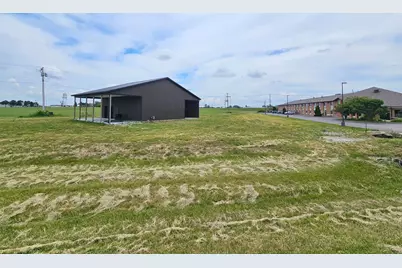 10260 Carr Road NW, Jeffersonville, OH 43128 - Photo 5