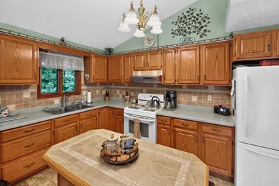 23526 Caves Road, Gambier, OH 43022 - Photo 13