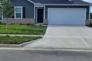 4333 Water Aven Dr, Canal Winchester, OH 43110 - Photo 1