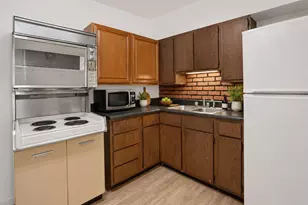 1366 Melrose Ave, Columbus, OH 43224 - Photo 9