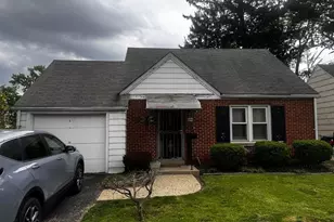 400 S James Rd, Columbus, OH 43230 - Photo 1