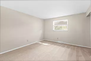 699 Hillsdowne Rd, Westerville, OH 43081 - Photo 17