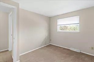 699 Hillsdowne Rd, Westerville, OH 43081 - Photo 13