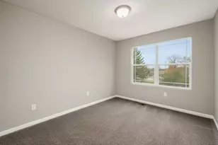 798 S Yearling Rd, Whitehall, OH 43213 - Photo 13