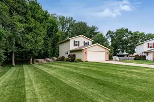 637 Livingston Ct, Heath, OH 43056 - Photo 35