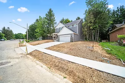 1612 Whispering Pine Lane, Bellefontaine, OH 43311 - Photo 5
