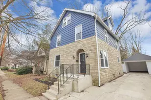 115 W Central Ave, Delaware, OH 43015 - Photo 1