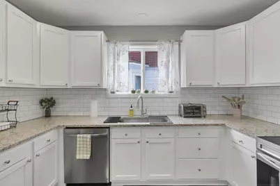 115 W Central Avenue, Delaware, OH 43015 - Photo 17