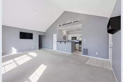 6051 Craughwell Lane, Dublin, OH 43017 - Photo 7