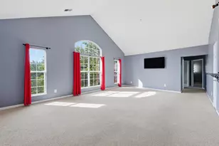 6051 Craughwell Ln, Dublin, OH 43017 - Photo 5