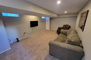 1223 Tranquil Dr, Columbus, OH 43085 - Photo 13