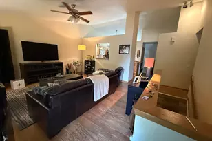 2581 Weeping Willow Ct, Columbus, OH 43207 - Photo 3