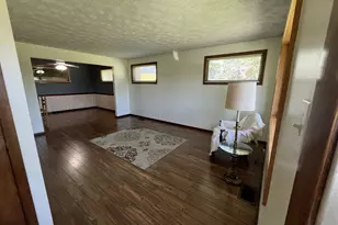 44 N W St, Thornville, OH 43076 - Photo 5
