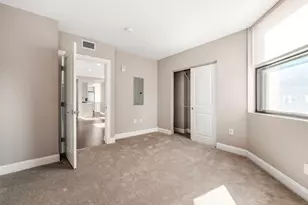 50 W Broad St, Columbus, OH 43215 - Photo 9