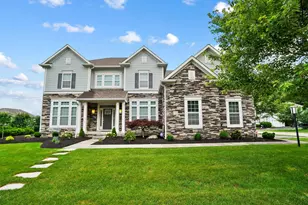 2905 Highland Woods Blvd, New Albany, OH 43054 - Photo 1