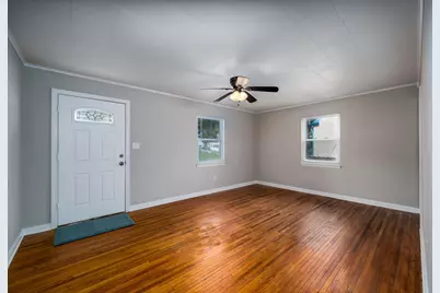 3052 Medina Avenue, Columbus, OH 43224 - Photo 7