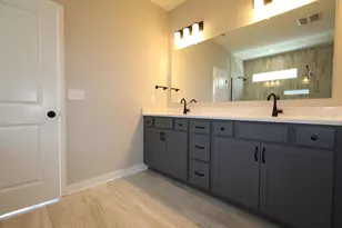 4541 Corsican E, Hilliard, OH 43026 - Photo 13