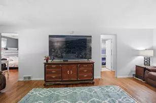 829 Lake Dr, Ashland, OH 44805 - Photo 7