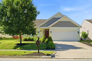 7615 Maple Trunk Dr, Canal Winchester, OH 43110 - Photo 1