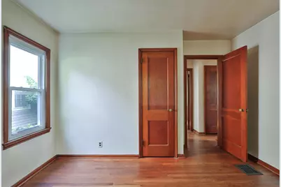 375 E Royal Forest Boulevard, Columbus, OH 43214 - Photo 27