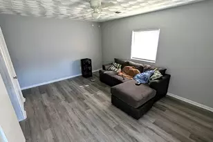 1614 Republic Ave, Columbus, OH 43211 - Photo 5