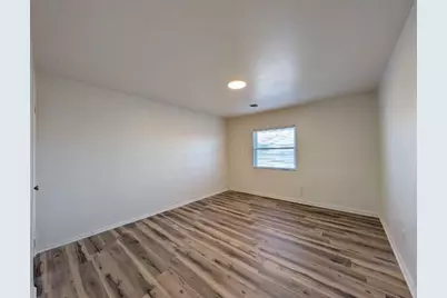 1614 Republic Avenue, Columbus, OH 43211 - Photo 11