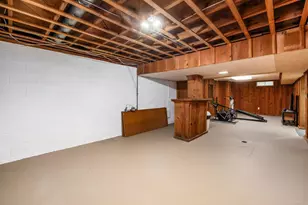 1639 E Cooke Rd, Columbus, OH 43224 - Photo 25