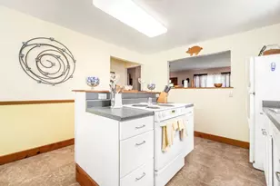1639 E Cooke Rd, Columbus, OH 43224 - Photo 5