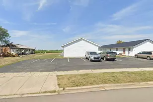 194 Woodsview Dr, Jeffersonville, OH 43128 - Photo 3