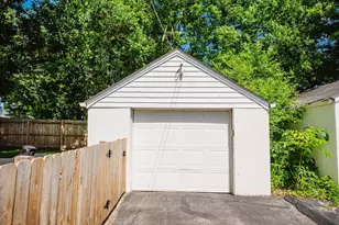 812 S Chesterfield Rd, Columbus, OH 43209 - Photo 35